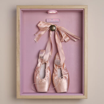 Caja de luz para puntas de ballet vista frontal