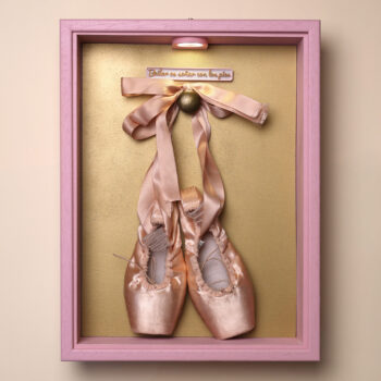 Caja de luz para puntas de ballet vista frontal